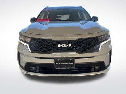 Used 2023 Kia Sorento SX