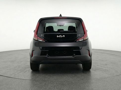 Used 2025 Kia Soul LX w/ LX Technology Package image 7