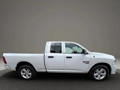 Used 2019 RAM 1500 Express AWD/4WD image 4