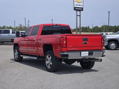 Used 2017 Chevrolet Silverado 2500 LTZ w/ Duramax Plus Package AWD/4WD image 5
