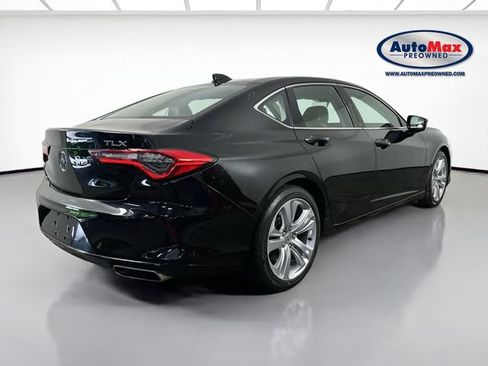 Used 2022 Acura TLX w/ Technology Package FWD image 2