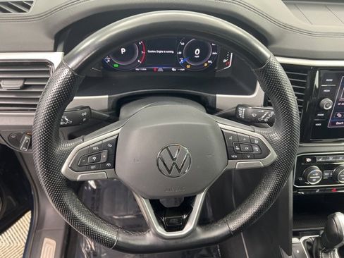 Used 2022 Volkswagen Atlas SEL R-Line image 22