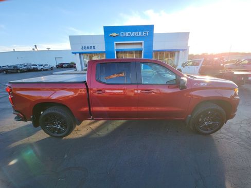 Used 2025 Chevrolet Silverado 1500 RST AWD/4WD image 6