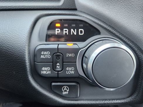 New 2026 RAM 1500 4x4 Crew Cab image 24