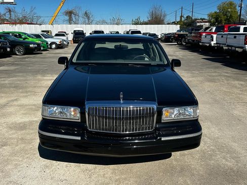 Used 1997 Lincoln Town Car Executive image 72