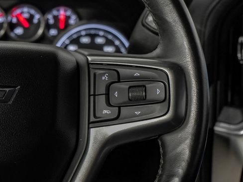 Used 2021 Chevrolet Silverado 1500 LT Trail Boss w/ Convenience Package II image 17