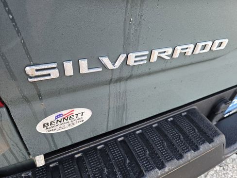 Used 2025 Chevrolet Silverado 1500 Custom Trail Boss AWD/4WD image 8