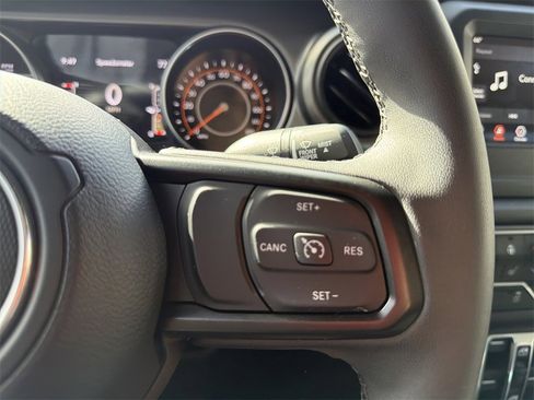 Used 2023 Jeep Wrangler Sport S image 26