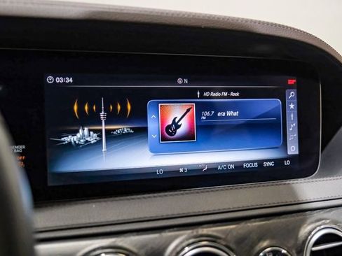 Used 2018 Mercedes-Benz S 560 4MATIC Sedan image 40