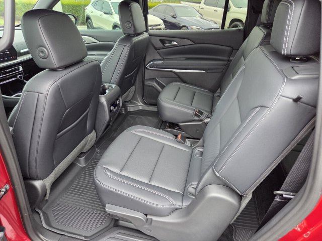 New 2027 Chevrolet Traverse LT w/ Midnight/Sport Edition AWD/4WD image 7