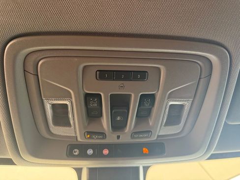 Used 2019 GMC Sierra 1500 Denali image 41