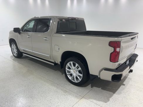 New 2026 Chevrolet Silverado 1500 High Country image 3