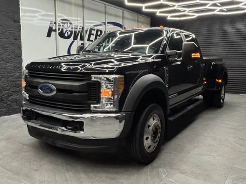 Used 2017 Ford F450 XL w/ Power Equipment Group AWD/4WD image 1