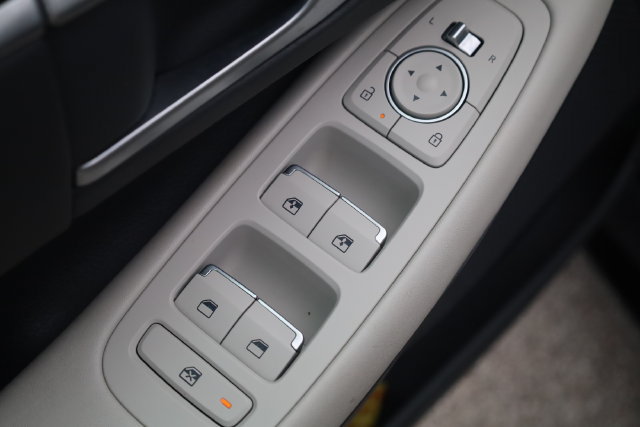 Used 2025 Hyundai Sonata SEL FWD image 13
