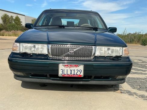 Used 1995 Volvo 960 Wagon image 3