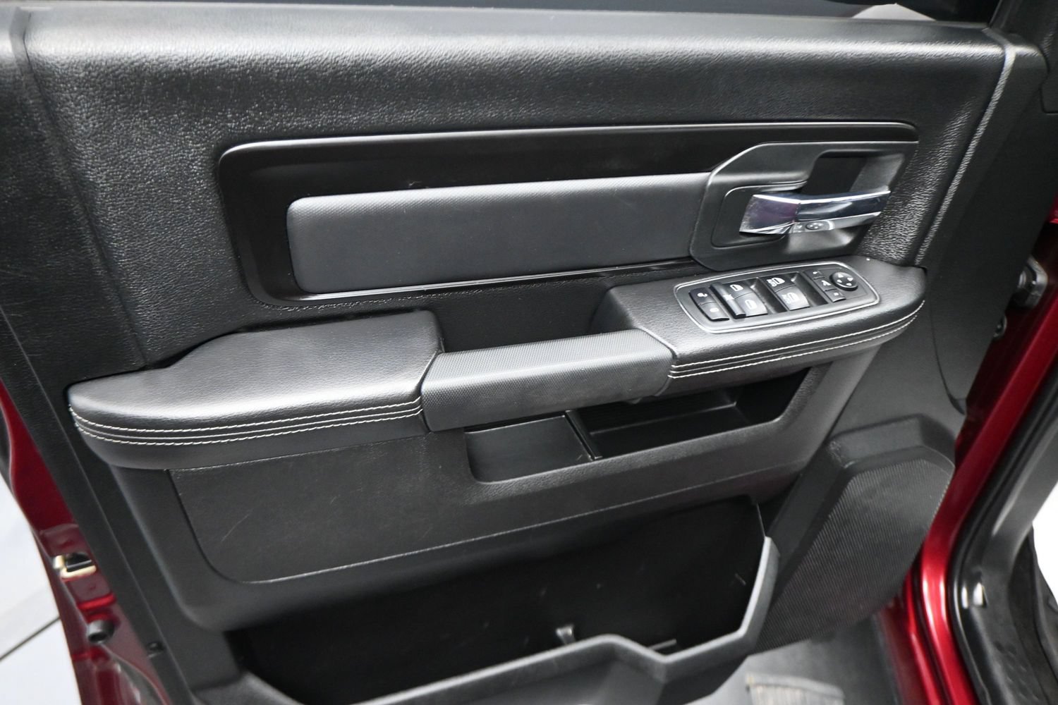 Used 2018 RAM 1500 Rebel w/ Luxury Group AWD/4WD image 5