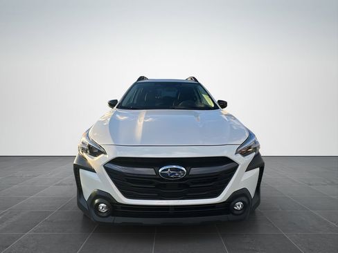 Used 2025 Subaru Outback Onyx Edition XT w/ Popular Package #2 image 9