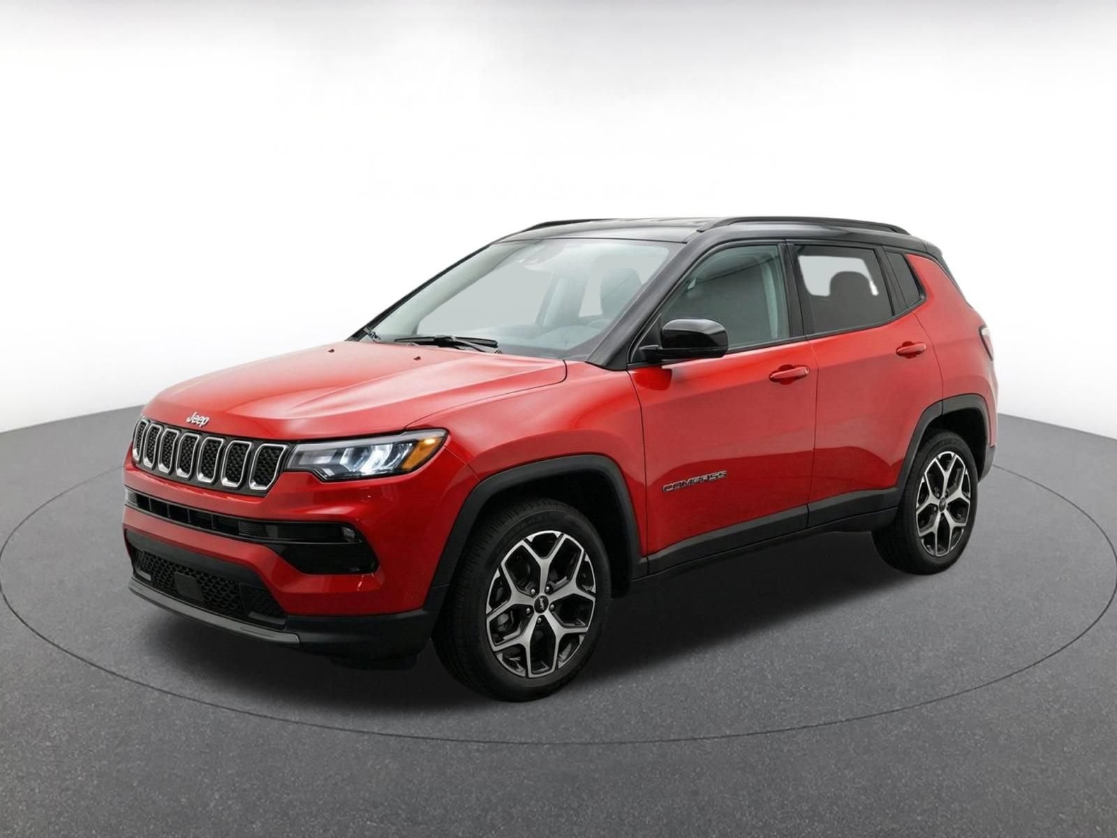 Used 2025 Jeep Compass Limited AWD/4WD image 3