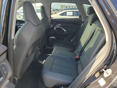 Certified 2025 Audi Q5 Premium Plus w/ Premium Plus AWD/4WD image 19