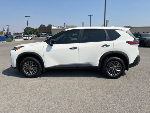 Used 2021 Nissan Rogue S AWD/4WD image 6