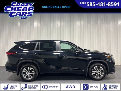 Used 2023 Toyota Highlander XLE image 1