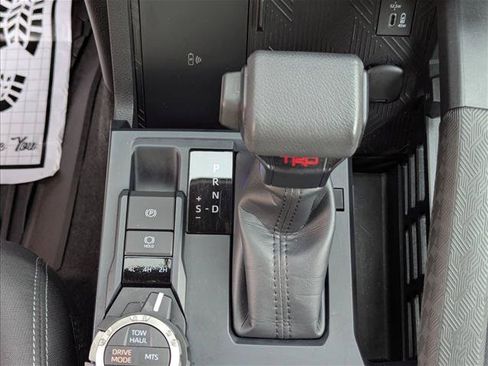 Used 2025 Toyota Tacoma TRD Off-Road w/ TRD Off Road Upgrade Package AWD/4WD image 11