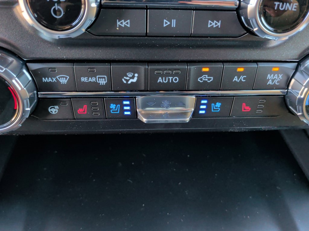 New 2027 Ford F350 Lariat w/ Lariat Ultimate Package AWD/4WD image 30