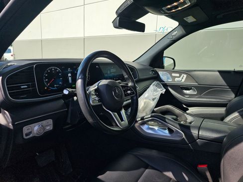 Used 2021 Mercedes-Benz GLS 450 4MATIC image 5