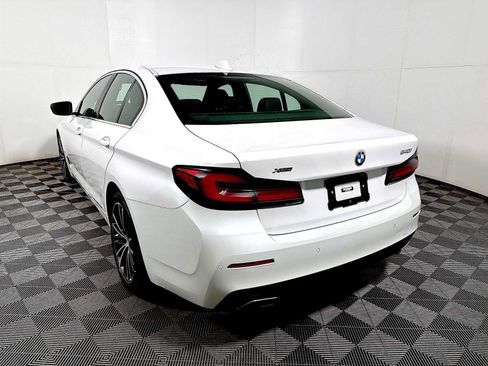 Certified 2023 BMW 540i xDrive w/ Premium Package AWD/4WD image 5