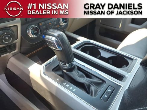 Used 2018 Ford F150 Lariat w/ Equipment Group 502A Luxury AWD/4WD image 19