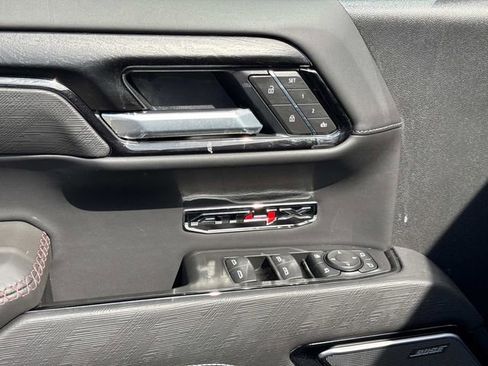 New 2026 GMC Sierra 1500 AT4X AWD/4WD image 23
