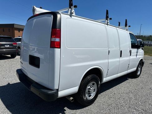 Used 2021 Chevrolet Express 2500 w/ Driver Convenience Package RWD image 8