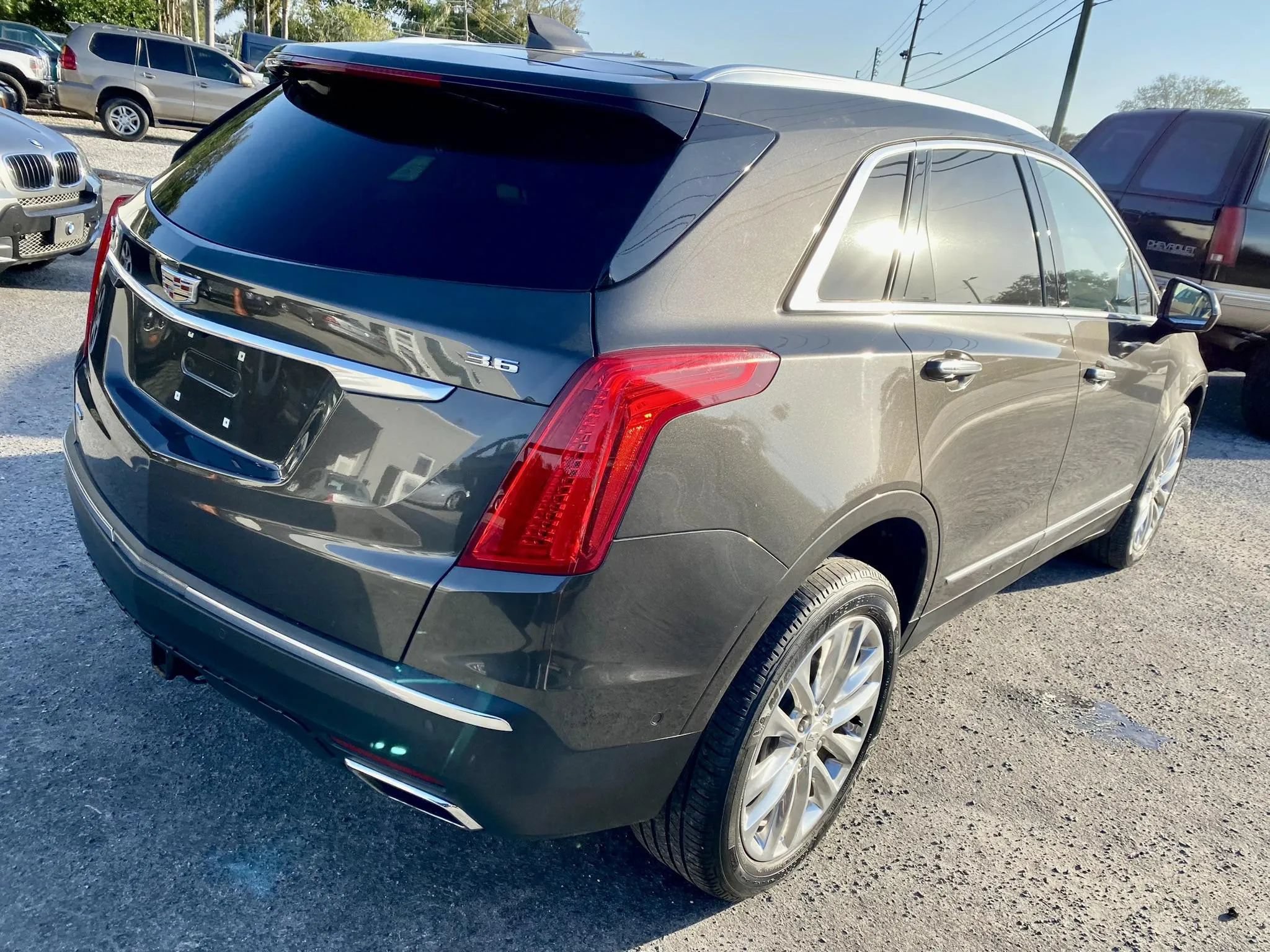 Used 2019 Cadillac XT5 Platinum AWD/4WD image 5
