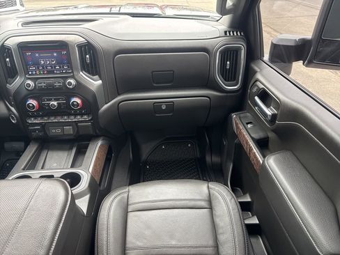 Used 2023 GMC Sierra 3500 Denali w/ Denali Black Diamond Edition AWD/4WD image 25