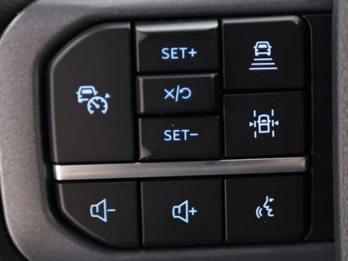 Used 2026 Ford F250 Lariat w/ Tremor Off-Road Package image 22