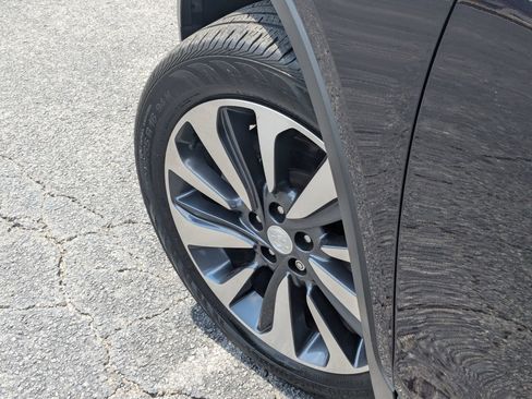 Used 2022 Buick Encore Preferred w/ Safety Package image 9