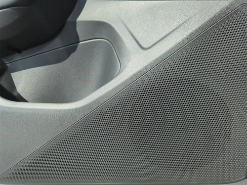 New 2026 Volkswagen Tiguan S image 31