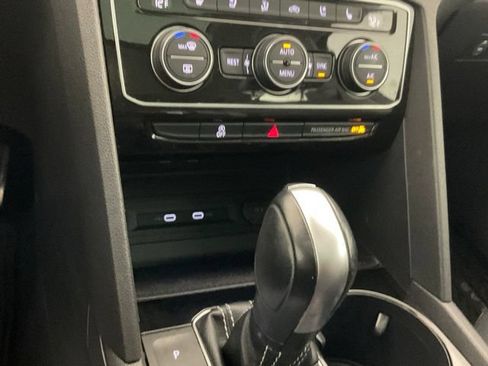 Used 2021 Volkswagen Atlas SEL Premium AWD/4WD image 27