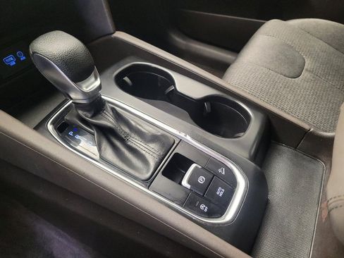 Used 2019 Hyundai Santa Fe SE image 26