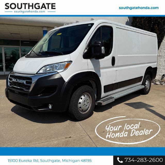 Used 2025 RAM ProMaster 2500 w/ U-Haul Equipment Group FWD image 1