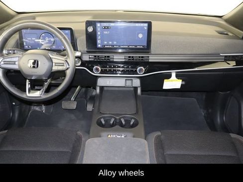 Used 2024 Honda Prologue EX image 13