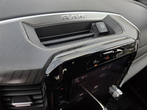 New 2026 RAM 1500 Big Horn AWD/4WD image 16