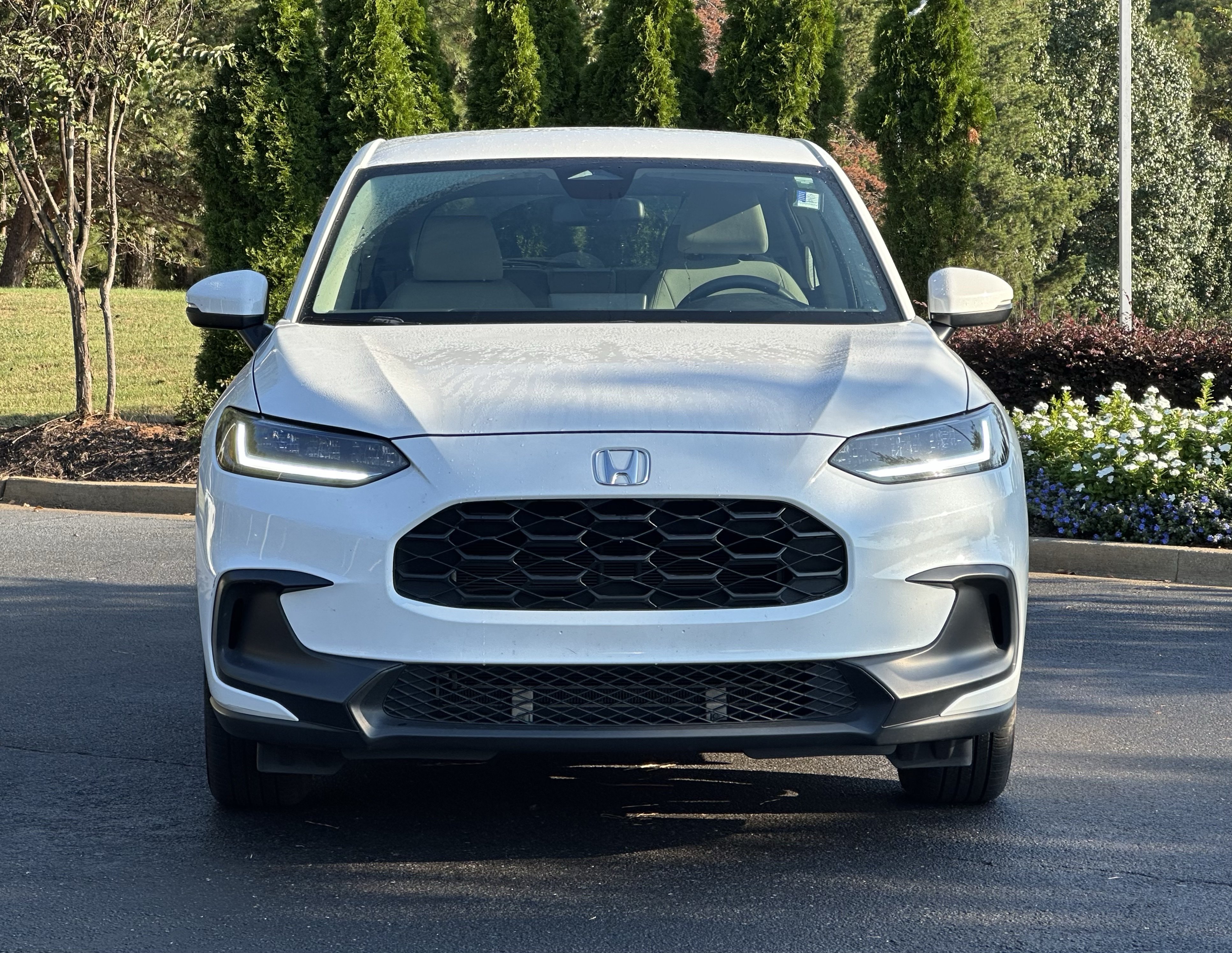 Certified 2023 Honda HR-V LX image 3