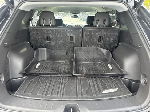 Used 2019 Chevrolet Blazer LT w/ Sound & Technology Package AWD/4WD image 27