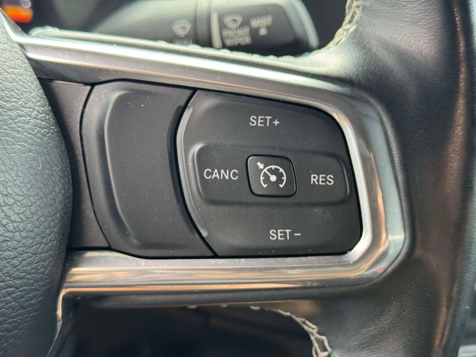 Used 2023 Jeep Wrangler Unlimited Sahara w/ Cold Weather Group AWD/4WD image 20