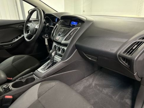 Used 2012 Ford Focus SE image 26