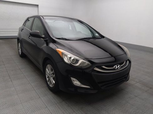 Used 2015 Hyundai Elantra GT image 14