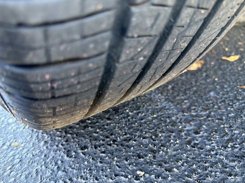 Certified 2025 Volvo XC60 B5 Plus image 12