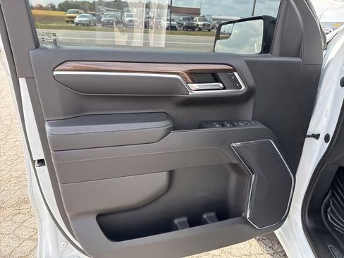 Used 2023 Chevrolet Silverado 1500 LT Trail Boss image 23