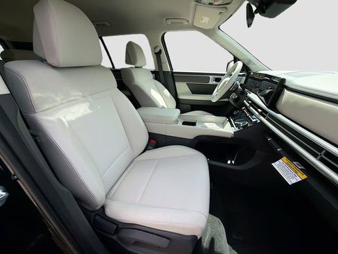 New 2026 Hyundai Santa Fe SE image 27